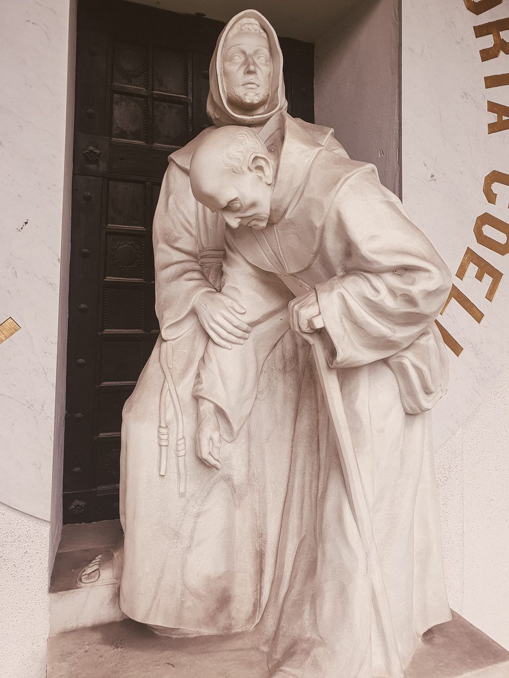 Franziskaner Statue